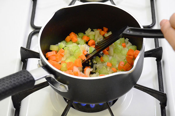 
              Robust Ribollita Soup Step 2
      	