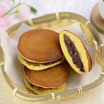 Zojirushi Recipe – <i>Dorayaki</i> (<i>Adzuki</i> Bean Pancake Dessert)
