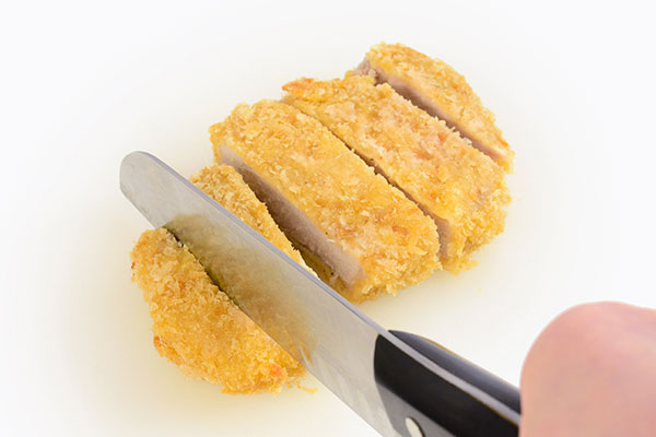 
              No-Fry <i>Tonkatsu</i> Step 14
      	