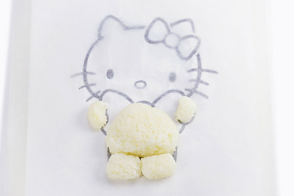 
              Hello Kitty <i>Hayashi</i> Rice (Hashed Beef with Rice) Step 14
      	