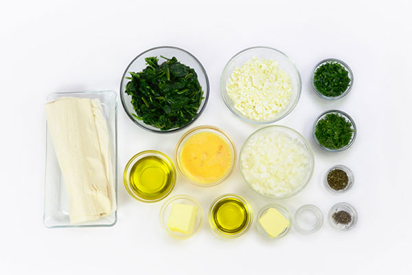 
            	<i>Spanakopita</i> (Spinach and Cheese Pie)  Ingredients
      	
