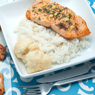 Zojirushi Recipe – Cauliflower Creamed Rice with Seared Salmon