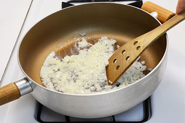 
              Tuna Seafood Pilaf Step 2
      	