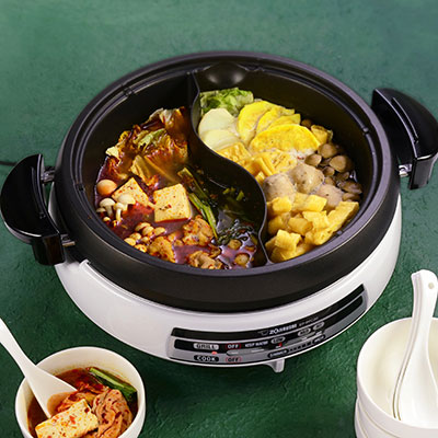 Zojirushi Recipe – <i>Yin Yang</i> Hot Pot: <i>Sichuan</i> Hot Pot