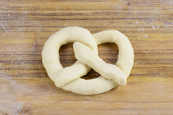 
              Soft Pretzel Trio Step 5
      	