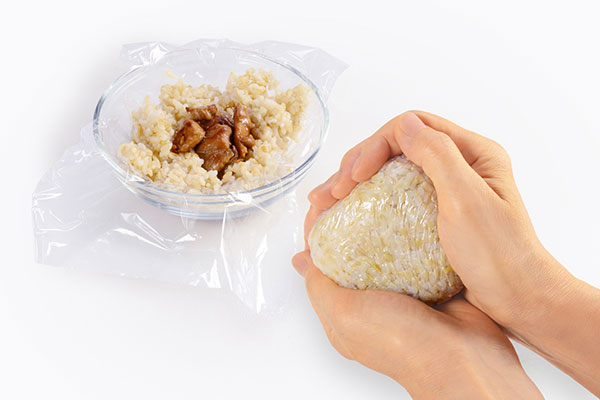 
              Triple Flavor Chicken <i>Onigiri</i> Step 6
      	