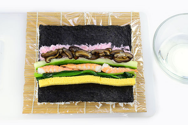 
              <i>Datemaki Sushi</i> Step 8
      	