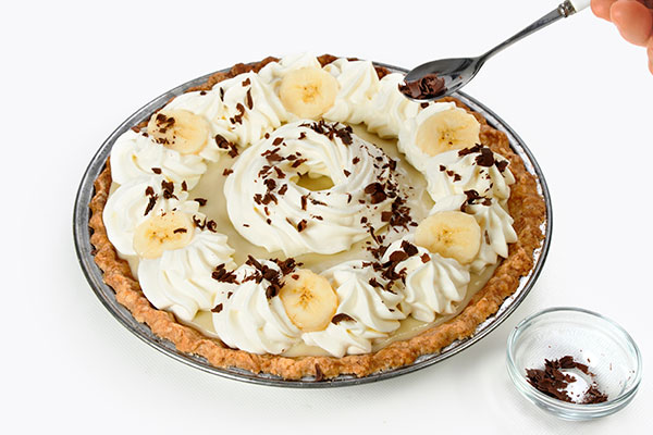 
              Smooth Banana Cream Pie Step 12
      	