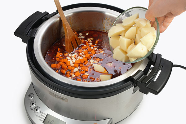 
              Hearty Goulash Stew Step 5
      	