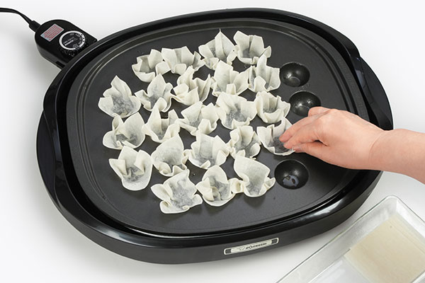 
              <i>Shumai</i> Oh My! Step 3
      	