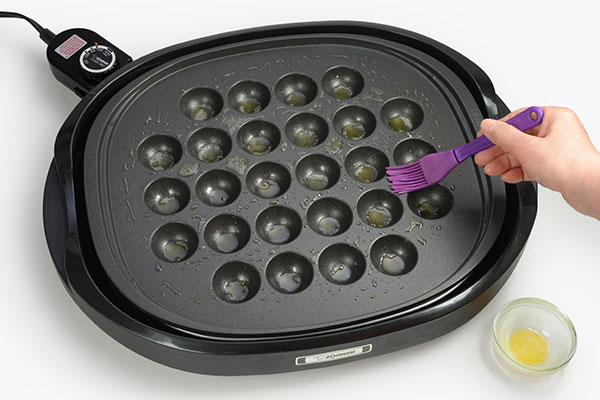 
              Bubble Trouble Waffles Step 2
      	