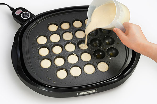 
              Bubble Trouble Waffles Step 3
      	
