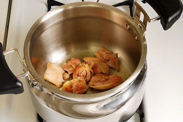 
              Creamy Chicken Stew Step 2
      	