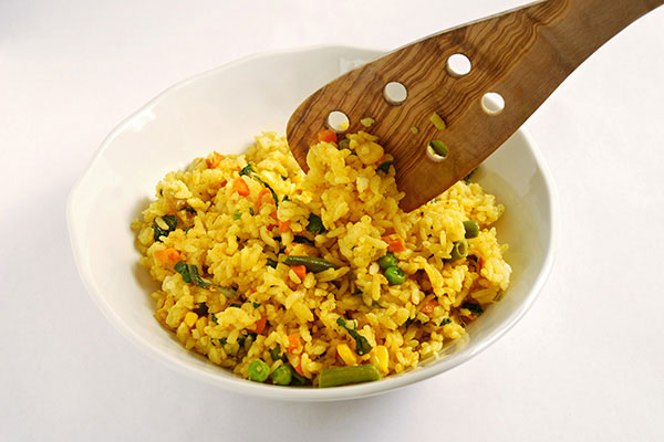 
              Spicy Curry Flavored Vegetable <i>Yakimeshi</i>, Stir-Fried Rice Step 7
      	