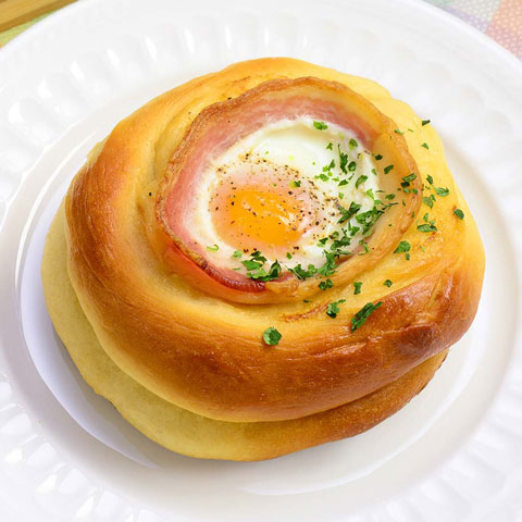 Breakfast in Bread