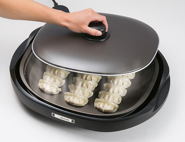 ZOJIRUSHI Electric Skillet Makes Any Recipe a Breeze!