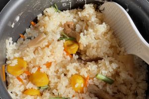 Japanese mixed rice with chestnuts