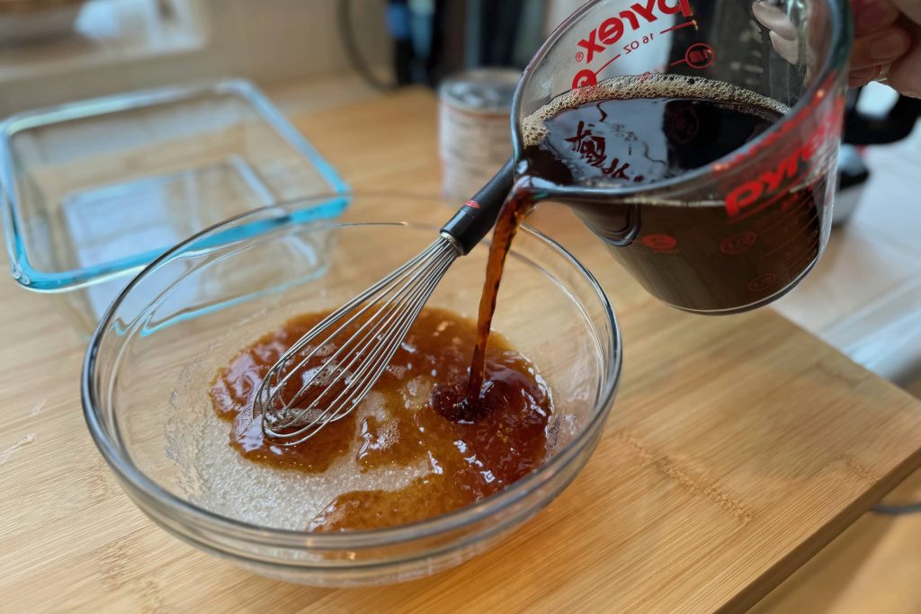 pouring coffee into gelatin mixture