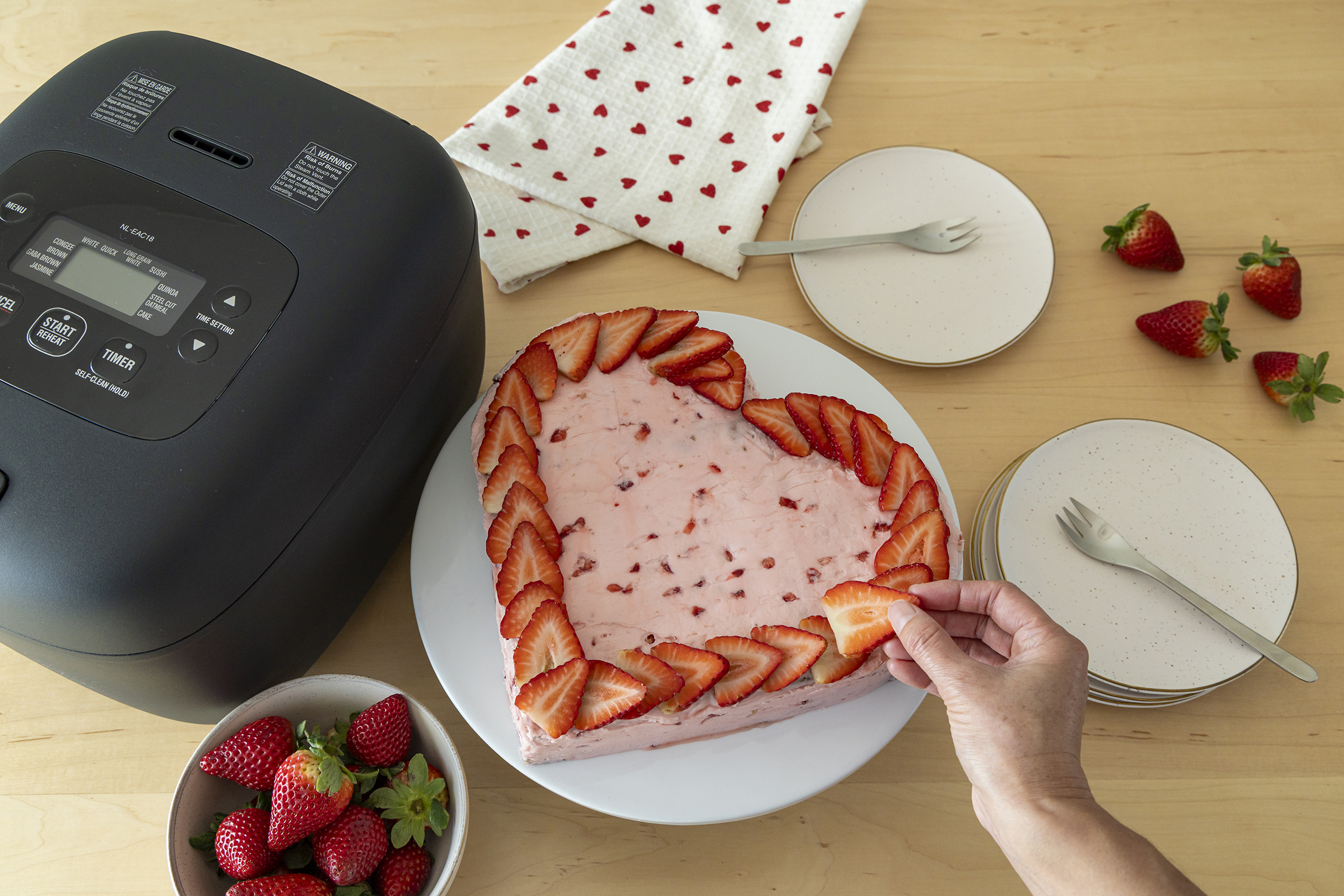 Valentine’s / Galentine’s Day: A Sweet Gift Worth Sharing