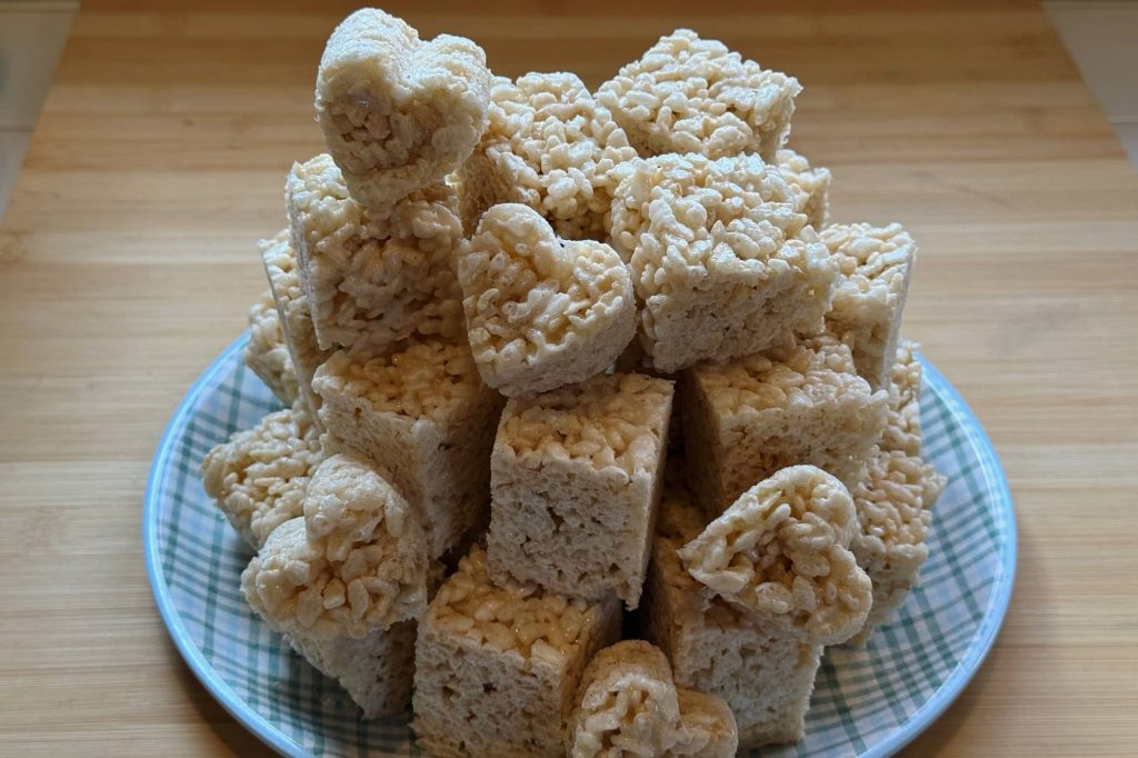 pile of rice krispies treats