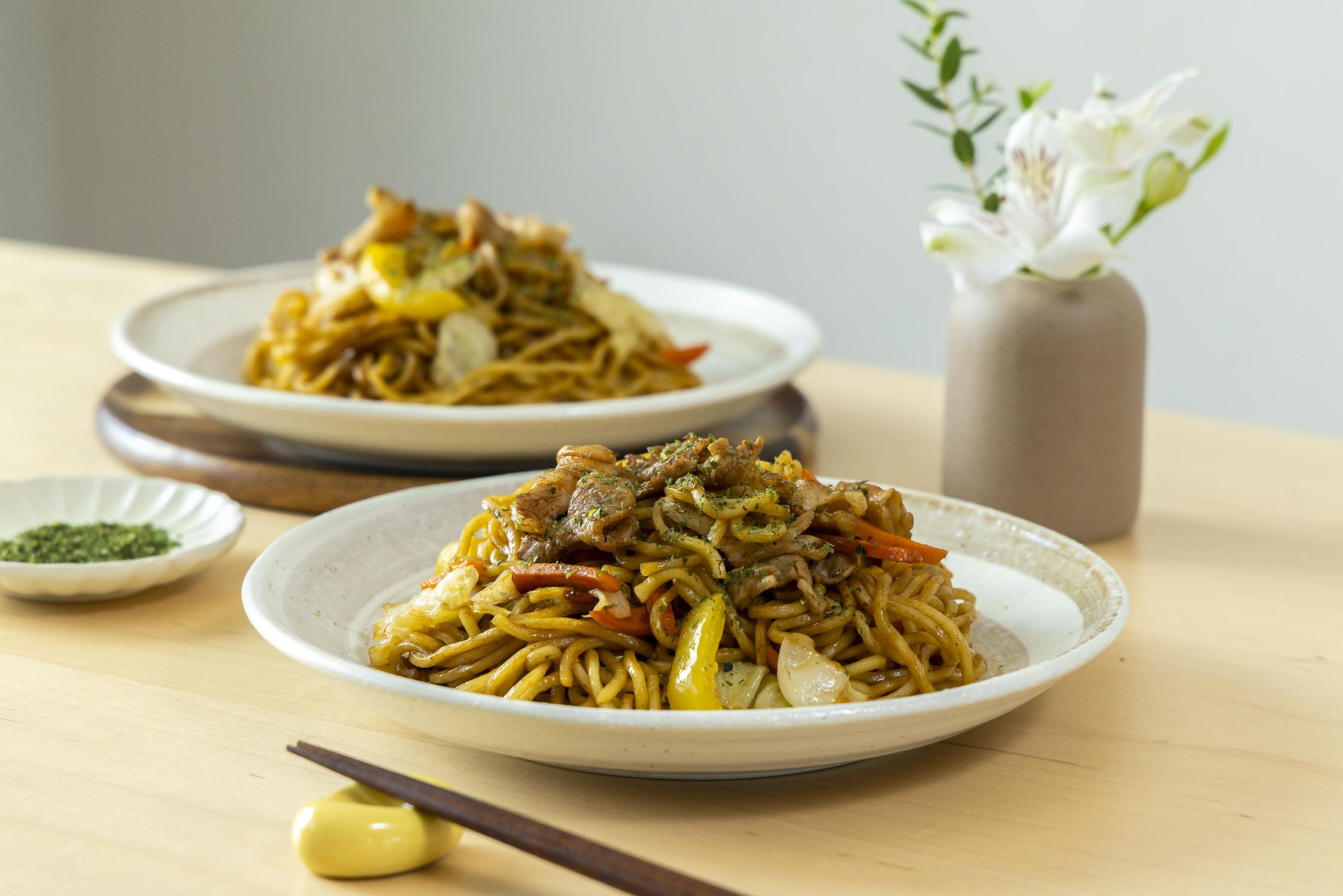 2 yakisoba plates on the table