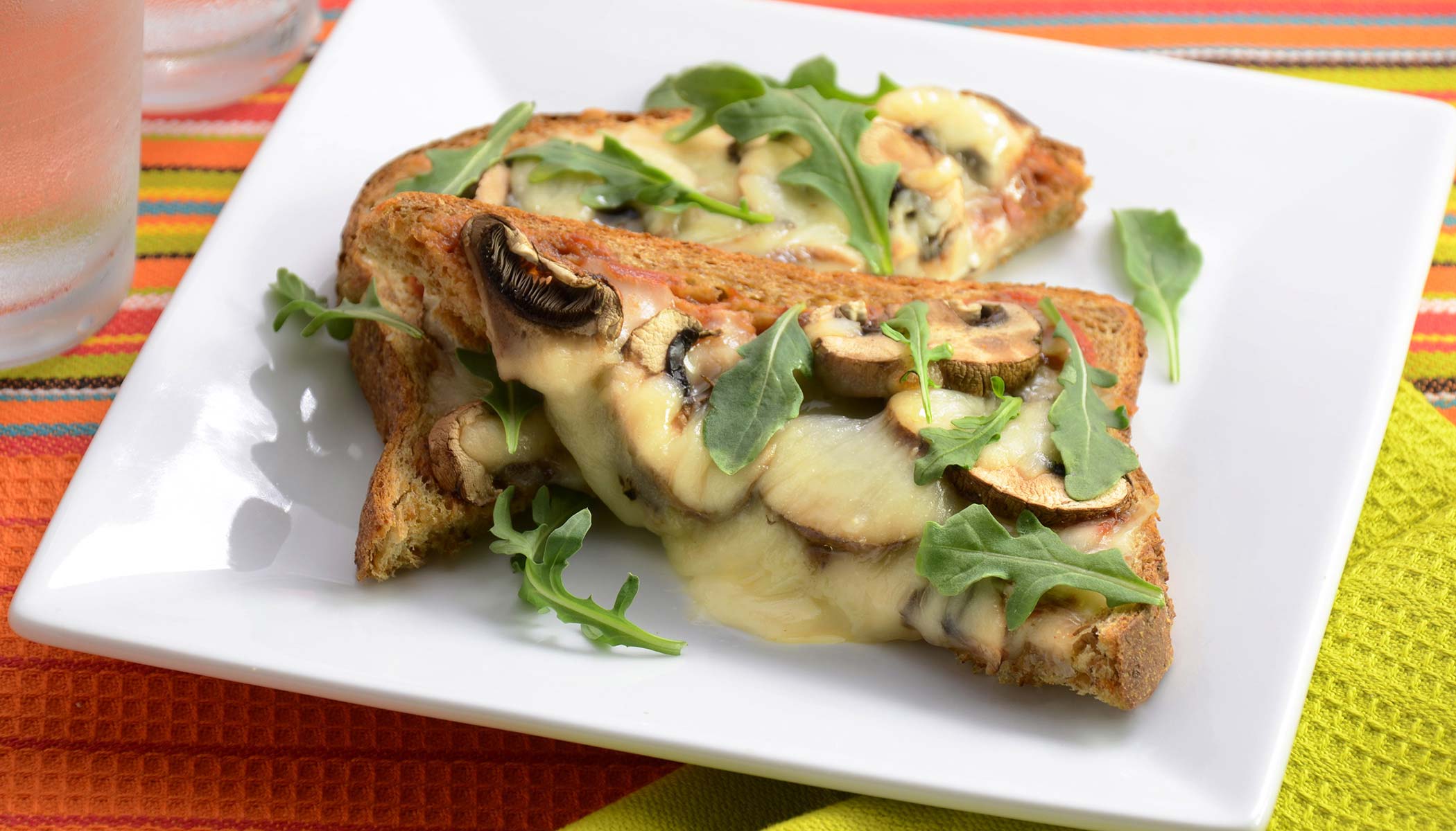 Mushroom Pizza Toast | Zojirushi.com