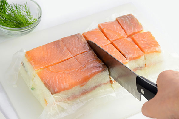 Smoked Salmon Sushi Style | Zojirushi.com
