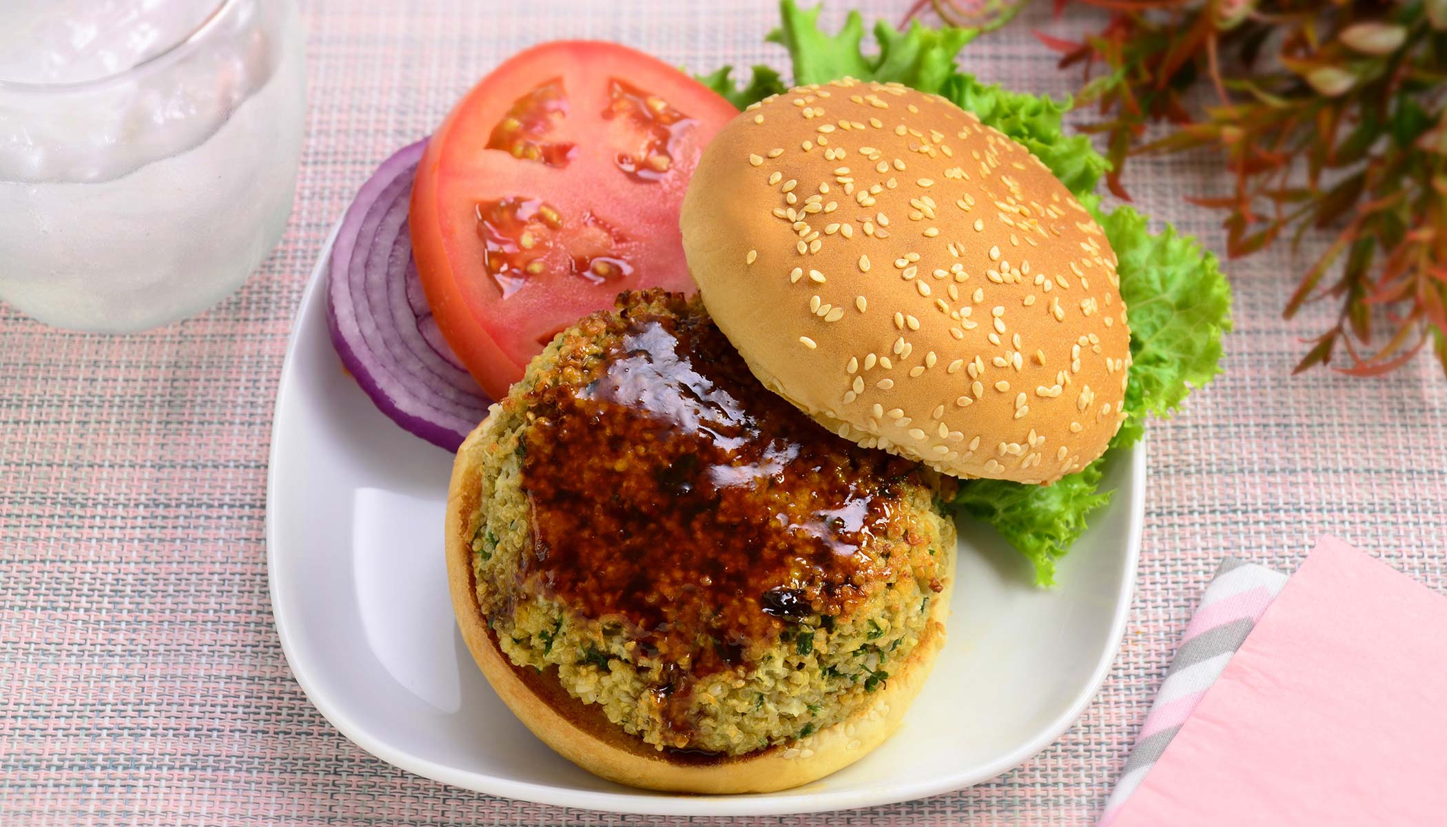 Quinoa Burger Deluxe